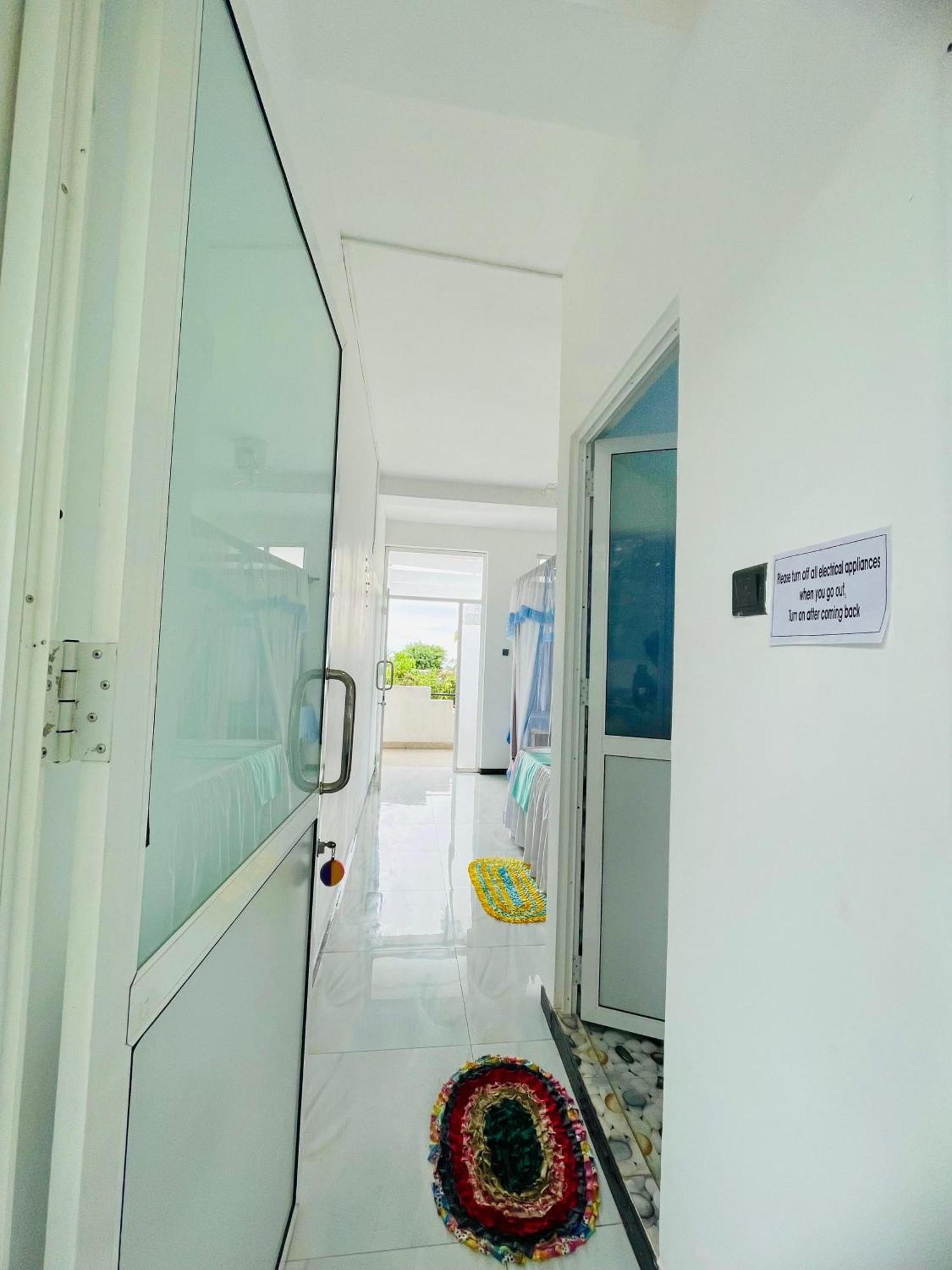 Moon Light Guest Bed & Breakfast Mirissa Bagian luar foto